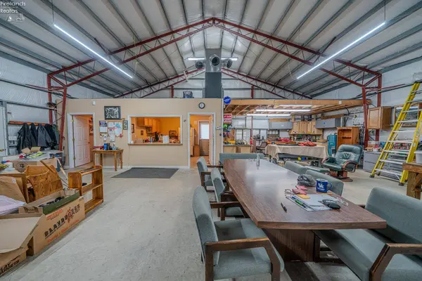 1990 County Road 62, Gibsonburg, OH 43431