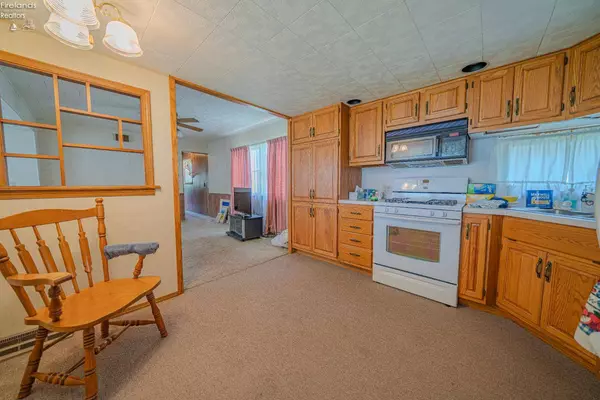 1217 North ST, Fremont, OH 43420