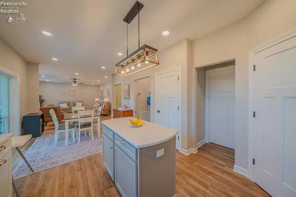 1990 E Lockwood, Port Clinton, OH 43452