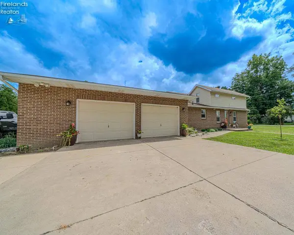 1420 Center ST, Fremont, OH 43420