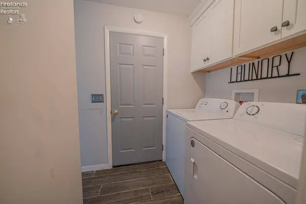 102 N Pleasant ST, Norwalk, OH 44857