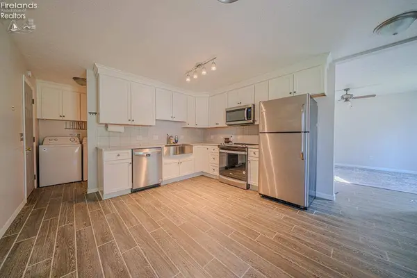 102 N Pleasant ST, Norwalk, OH 44857