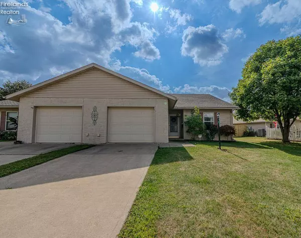 230 Highland AVE, Bellevue, OH 44811