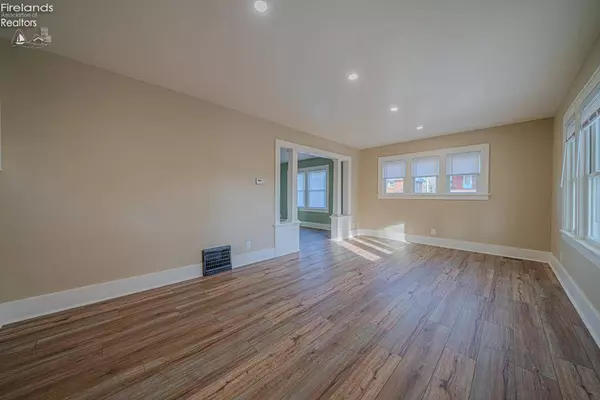 112 S Prospect ST, Fremont, OH 43420