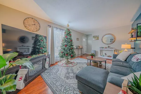 4389 W 155th ST, Cleveland, OH 44135