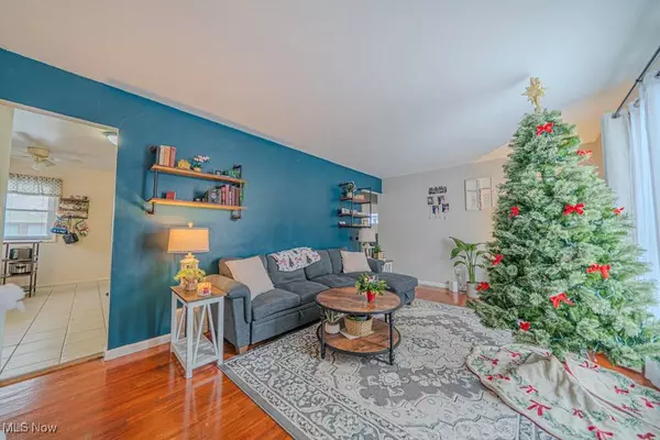 4389 W 155th ST, Cleveland, OH 44135