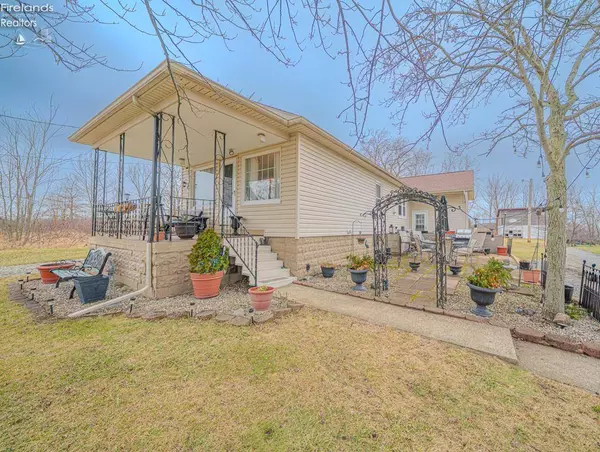 7723 W Little Portage East RD, Oak Harbor, OH 43449