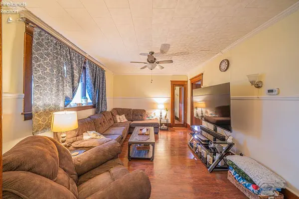 88 Sycamore ST, Tiffin, OH 44883