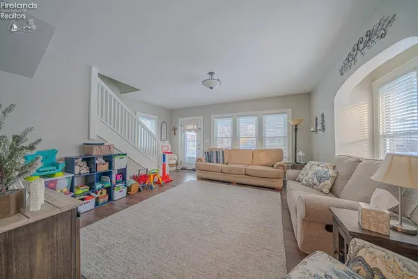 110 S Main ST, Lindsey, OH 43442