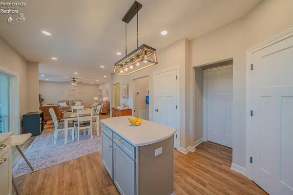 1990 E Lockwood, Port Clinton, OH 43452