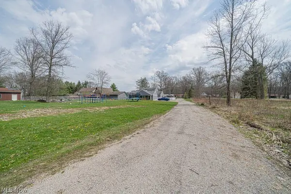 10396 Dewhurst RD, Elyria, OH 44035