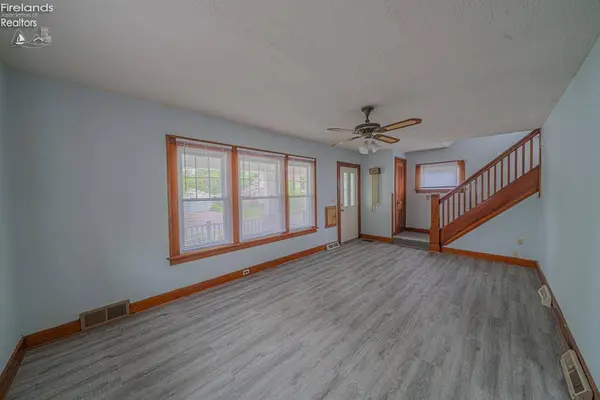 124 Walter ST, Bellevue, OH 44811