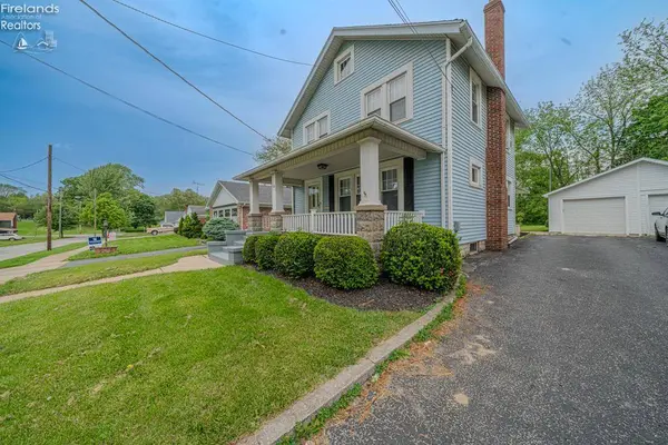124 Walter ST, Bellevue, OH 44811