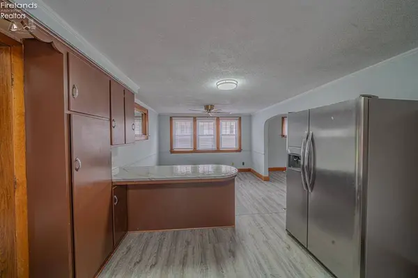 124 Walter ST, Bellevue, OH 44811