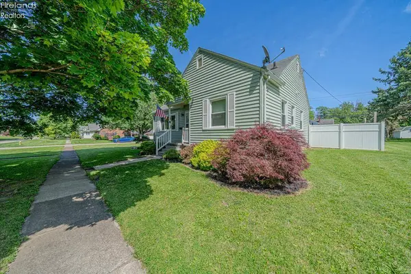 541 Fourth ST, Fremont, OH 43420