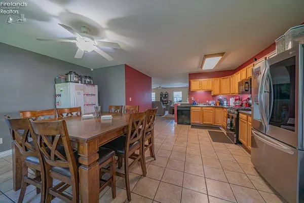 18 Fruen ST, Norwalk, OH 44857