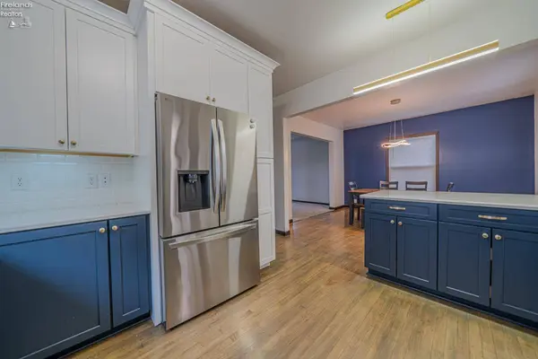 124 Attwood TER, Bellevue, OH 44811