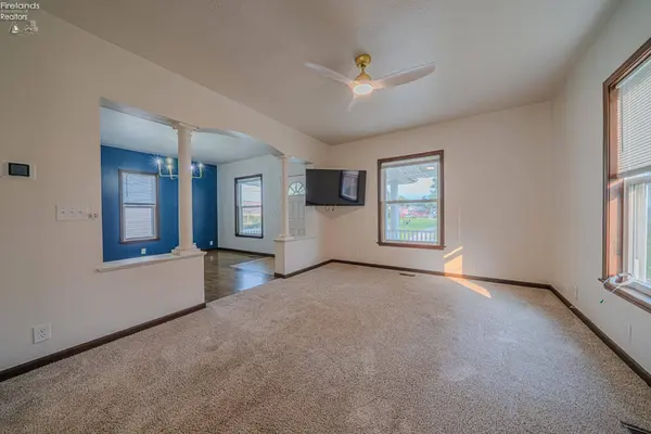 124 Attwood TER, Bellevue, OH 44811