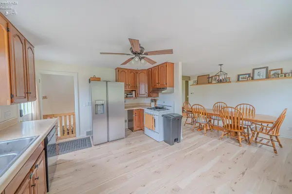 1514 W Cole RD, Fremont, OH 43420