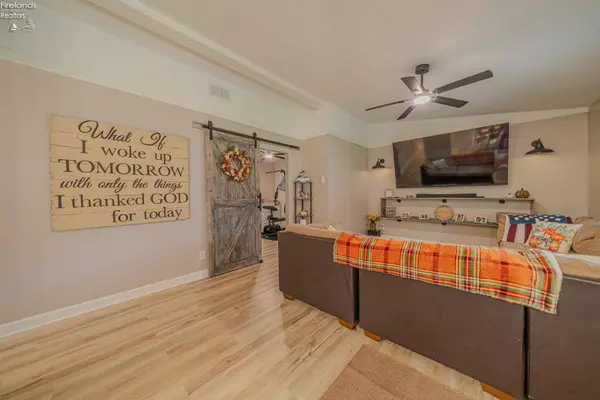 335 Benton ST, Oak Harbor, OH 43449