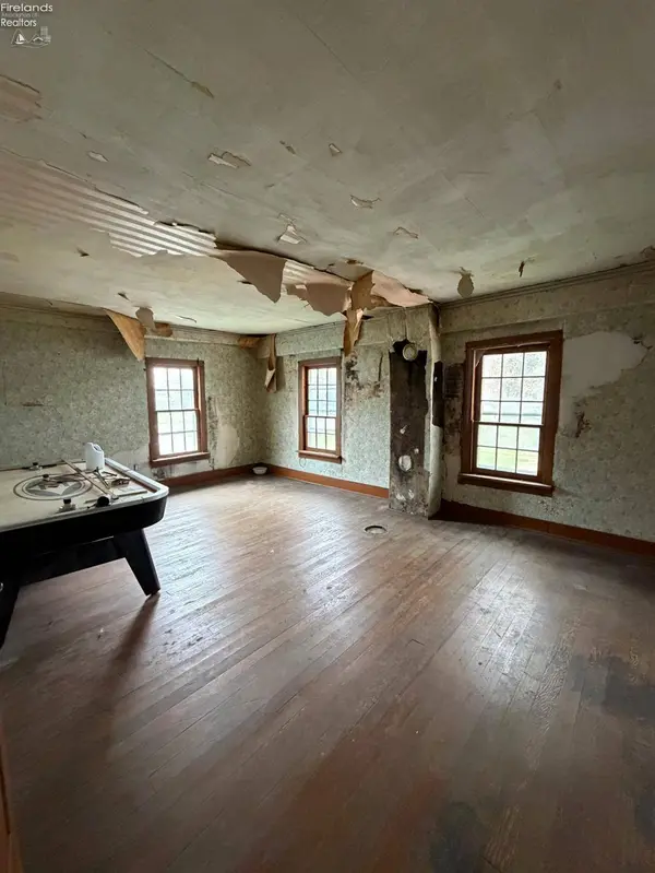 109 S Broadway ST, Republic, OH 44867