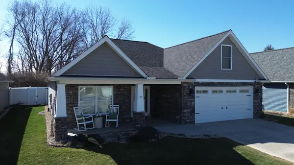 128 N Port Ln, Huron, OH 44839-2339