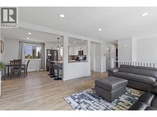 689 VALDES Drive, Kamloops, BC V2B5J1