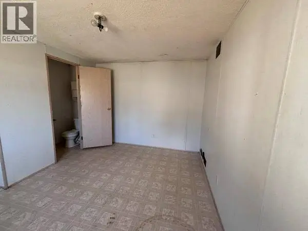 1620 CARIBOO HWY #11, Clinton, BC V0K1K0