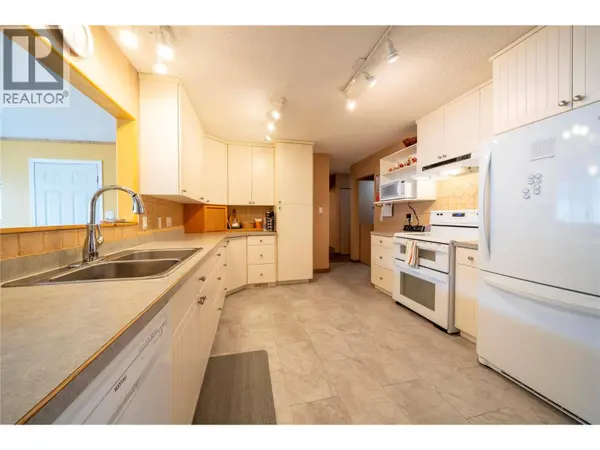 1277 Mesa Vista Drive, Ashcroft, BC V0K1A0