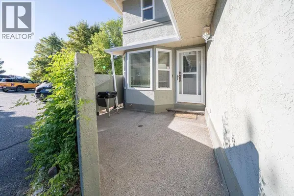 2526 NECHAKO DR #10, Kamloops, BC V2E2C9