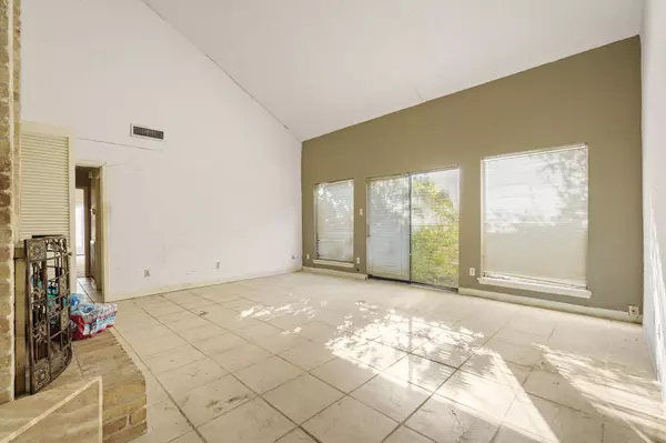 2911 Ashford Trail, Houston, TX 77082