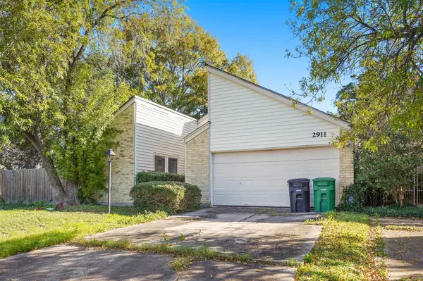 2911 Ashford Trail, Houston, TX 77082