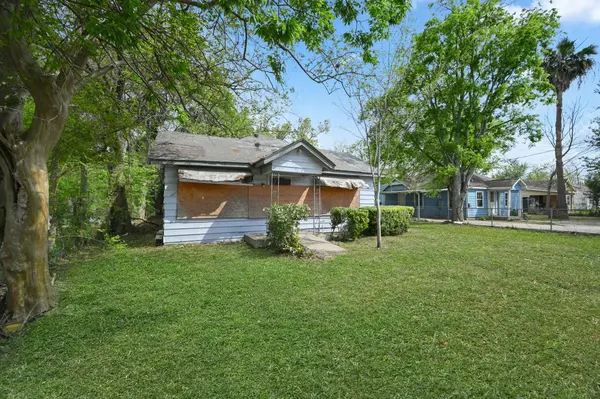 5509 Makeig Street, Houston, TX 77026