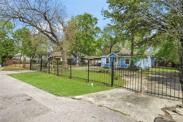 5513 Makeig Street, Houston, TX 77026