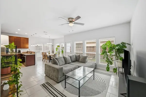 7432 Emma Lou St, Houston, TX 77088