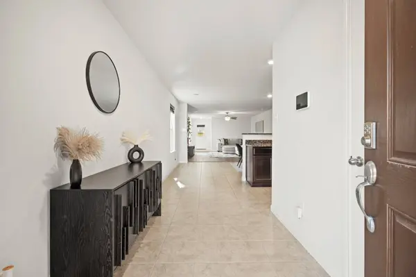 6214 El Topacio Dr, Houston, TX 77048