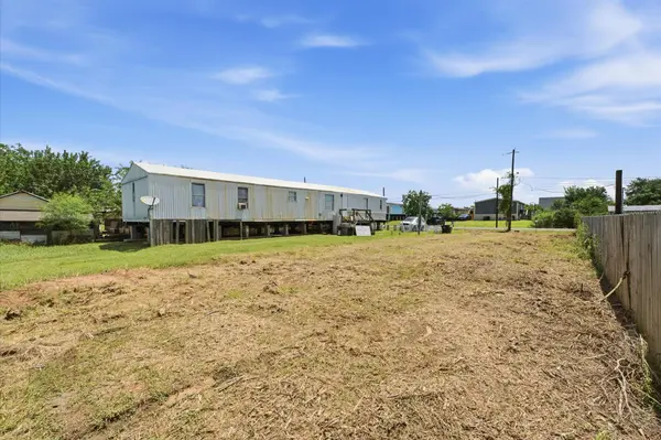 0 13th ST, Dickinson, TX 77539