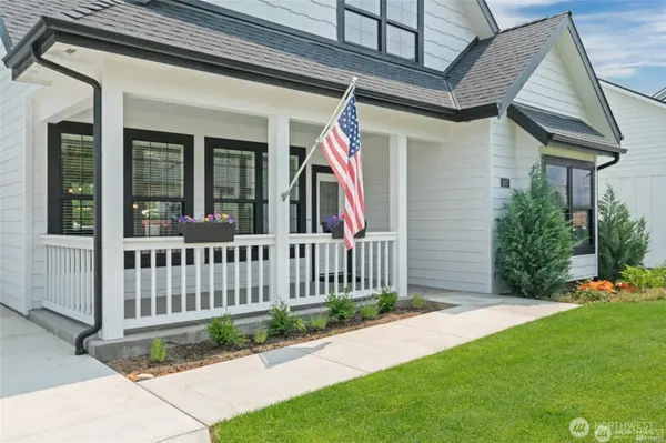 1017 Crest LOOP, Entiat, WA 98822