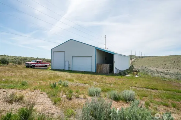 925 NW Road B, Waterville, WA 98858