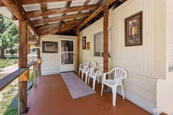 17210 Entiat River RD, Entiat, WA 98822