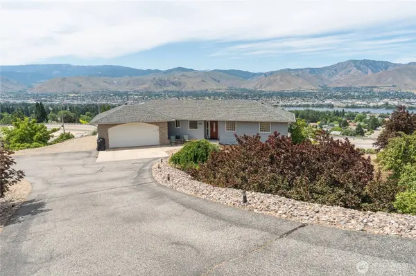 582 Lower Daniels DR, East Wenatchee, WA 98802