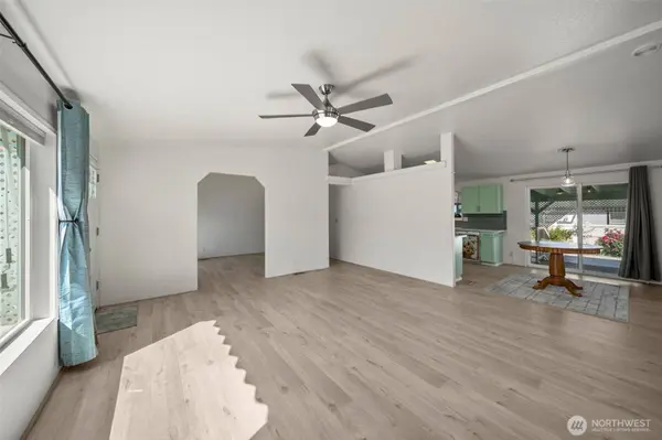 1809 Heritage Haven, Wenatchee, WA 98801