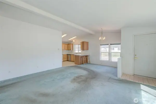 2449 NE 4th ST, East Wenatchee, WA 98802