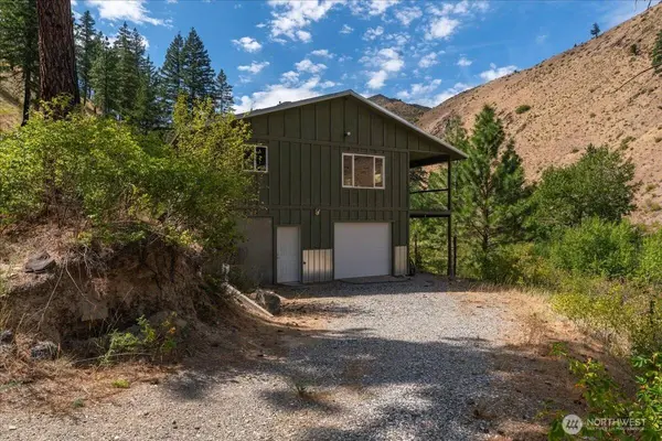 12815 Mills Canyon RD, Entiat, WA 98822