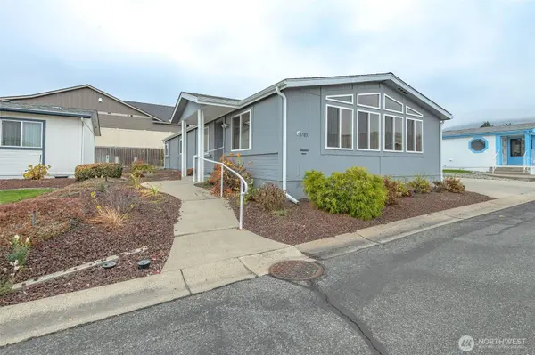 1705 Twins Peaks DR, Wenatchee, WA 98801