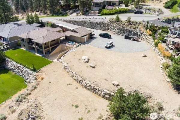 15330 Lakeview ST, Entiat, WA 98822