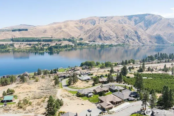 15330 Lakeview ST, Entiat, WA 98822
