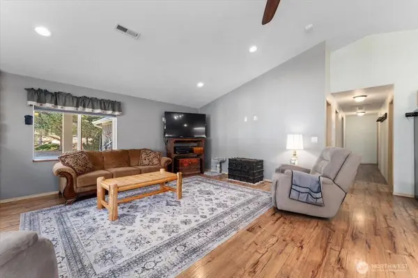 12821 Entiat River RD, Entiat, WA 98822