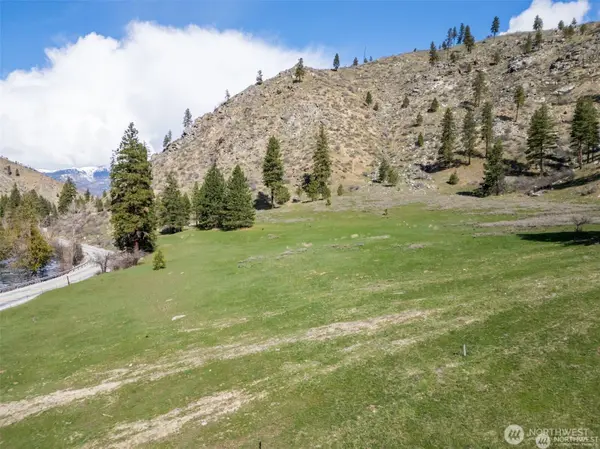 12 Mile Entiat River RD, Entiat, WA 98822