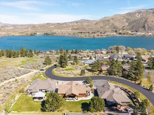 15320 Lakeview ST, Entiat, WA 98822